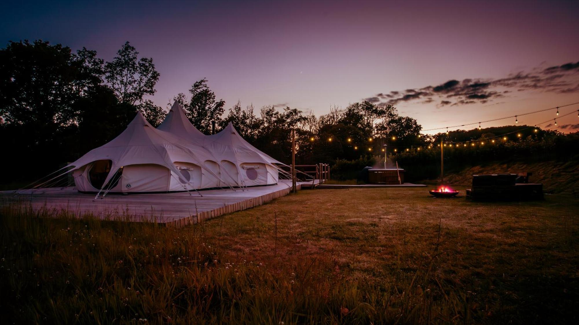 Luxury Glamping Retreat In Battle Villa Kültér fotó