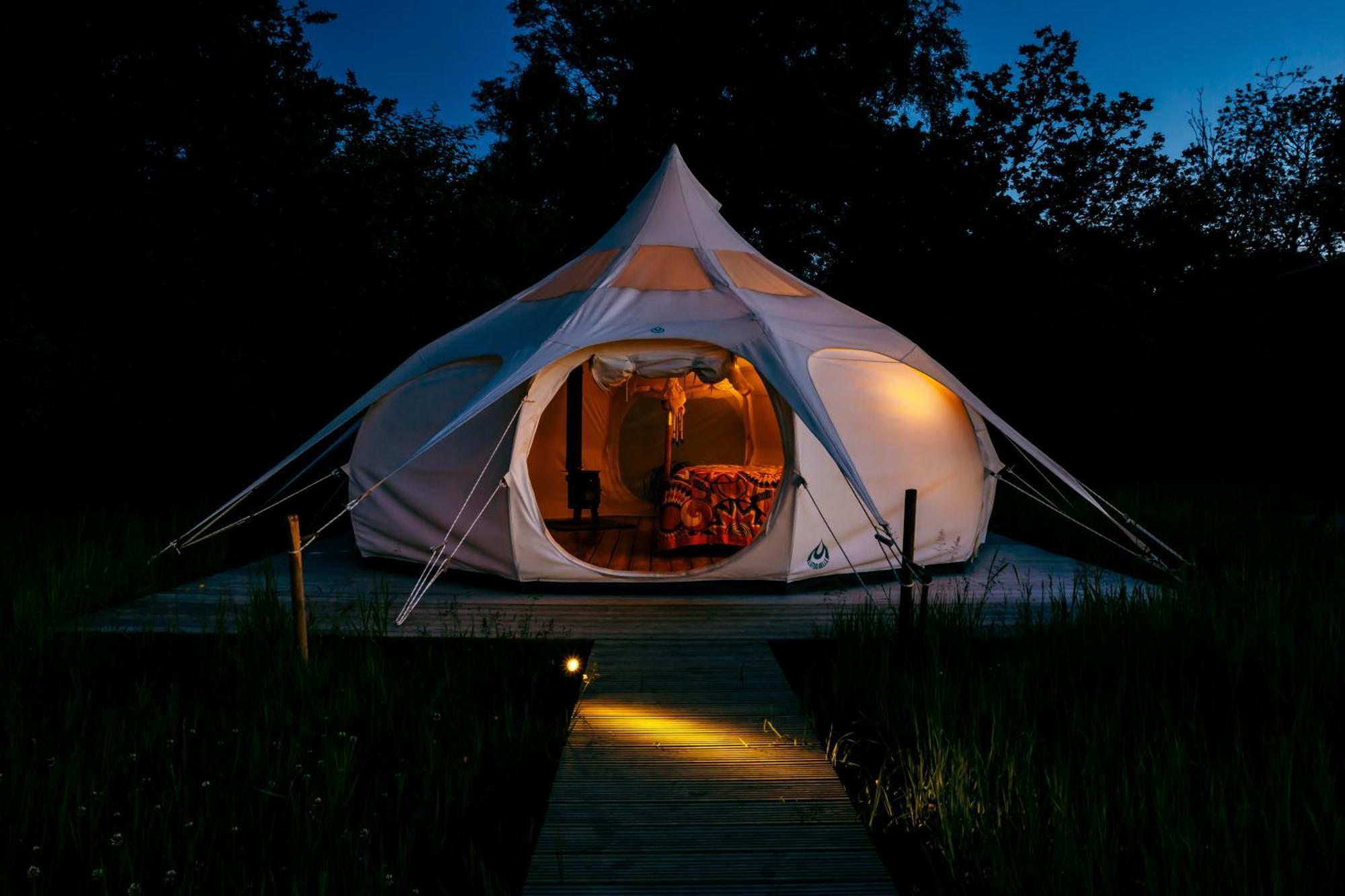 Luxury Glamping Retreat In Battle Villa Kültér fotó