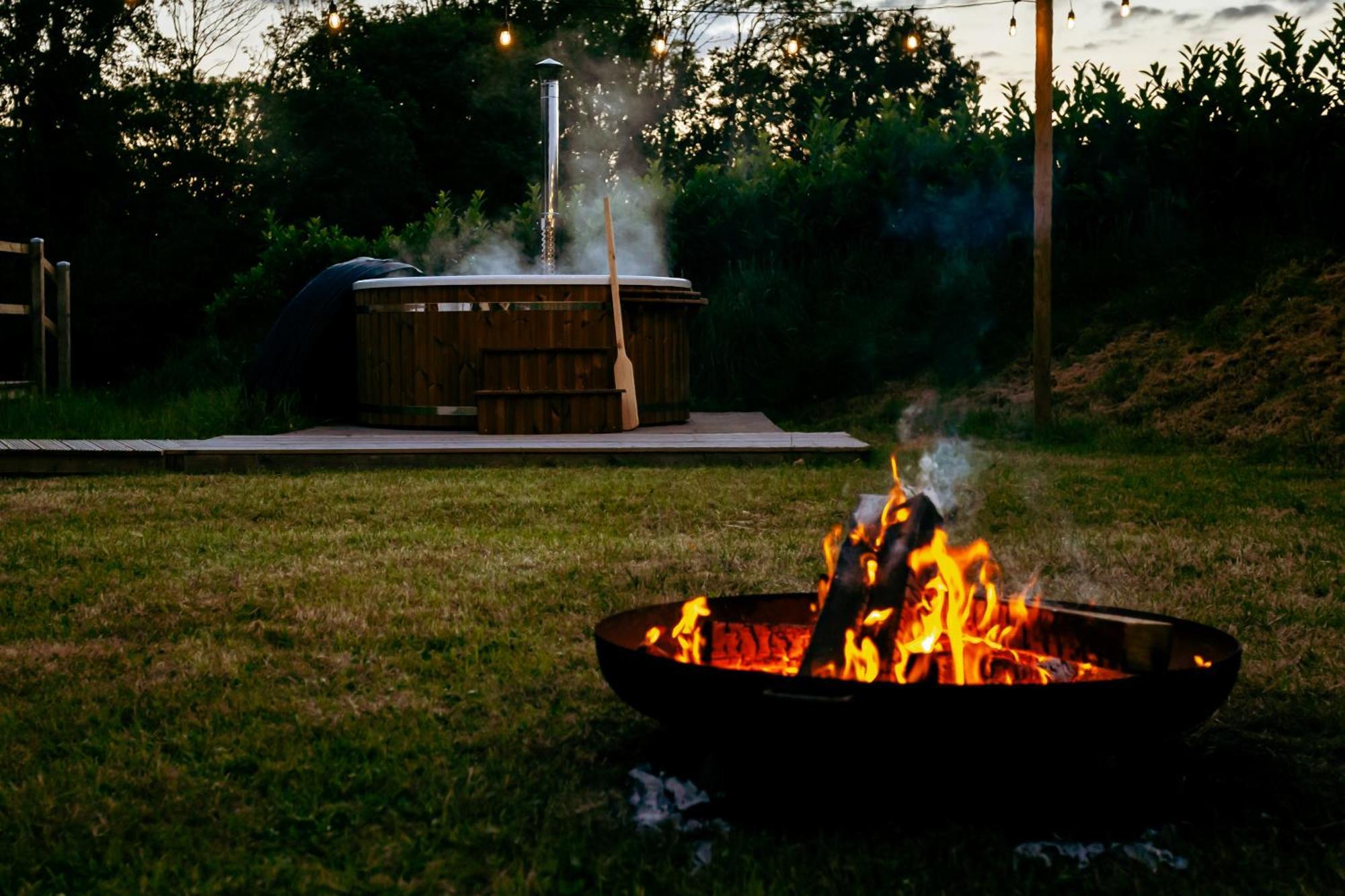 Luxury Glamping Retreat In Battle Villa Kültér fotó