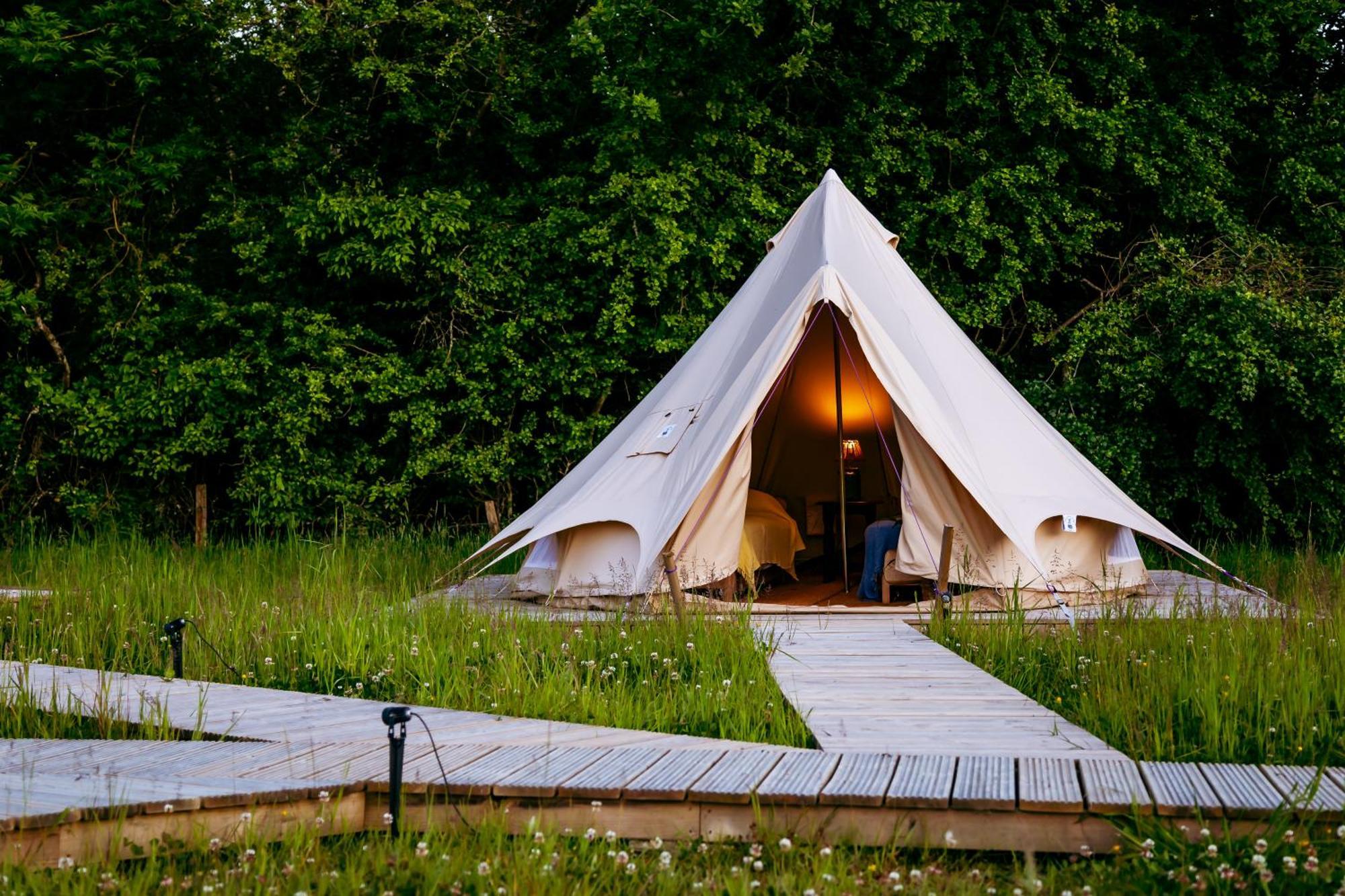 Luxury Glamping Retreat In Battle Villa Kültér fotó