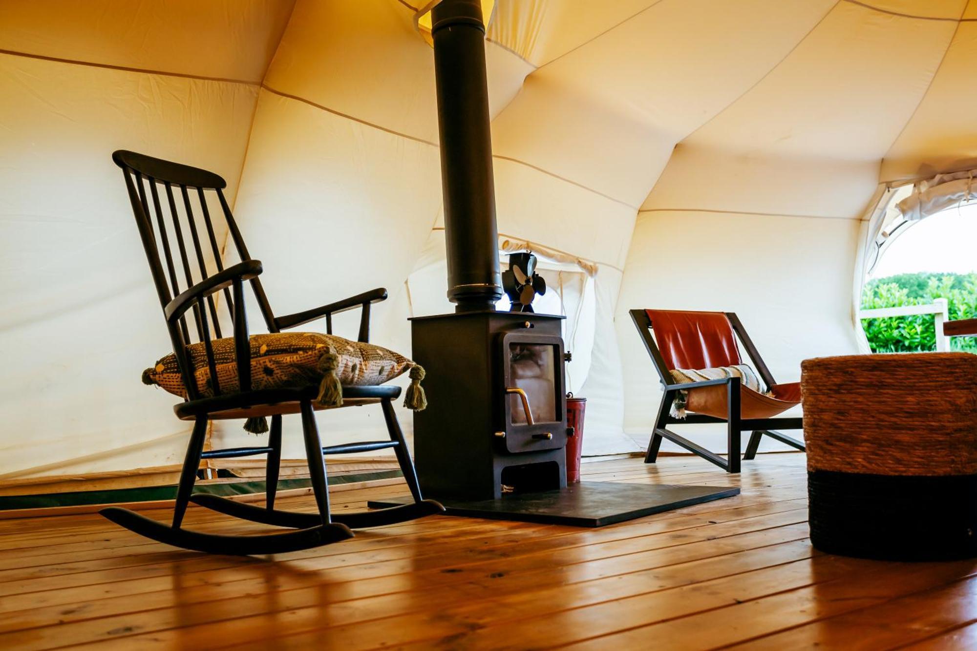 Luxury Glamping Retreat In Battle Villa Kültér fotó